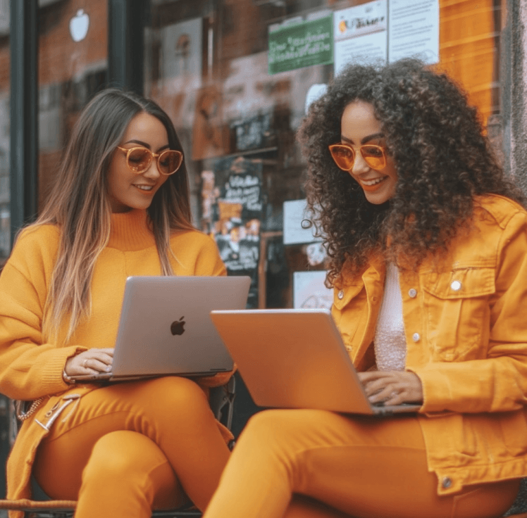 twee vrouwen aan het werk aan fomo