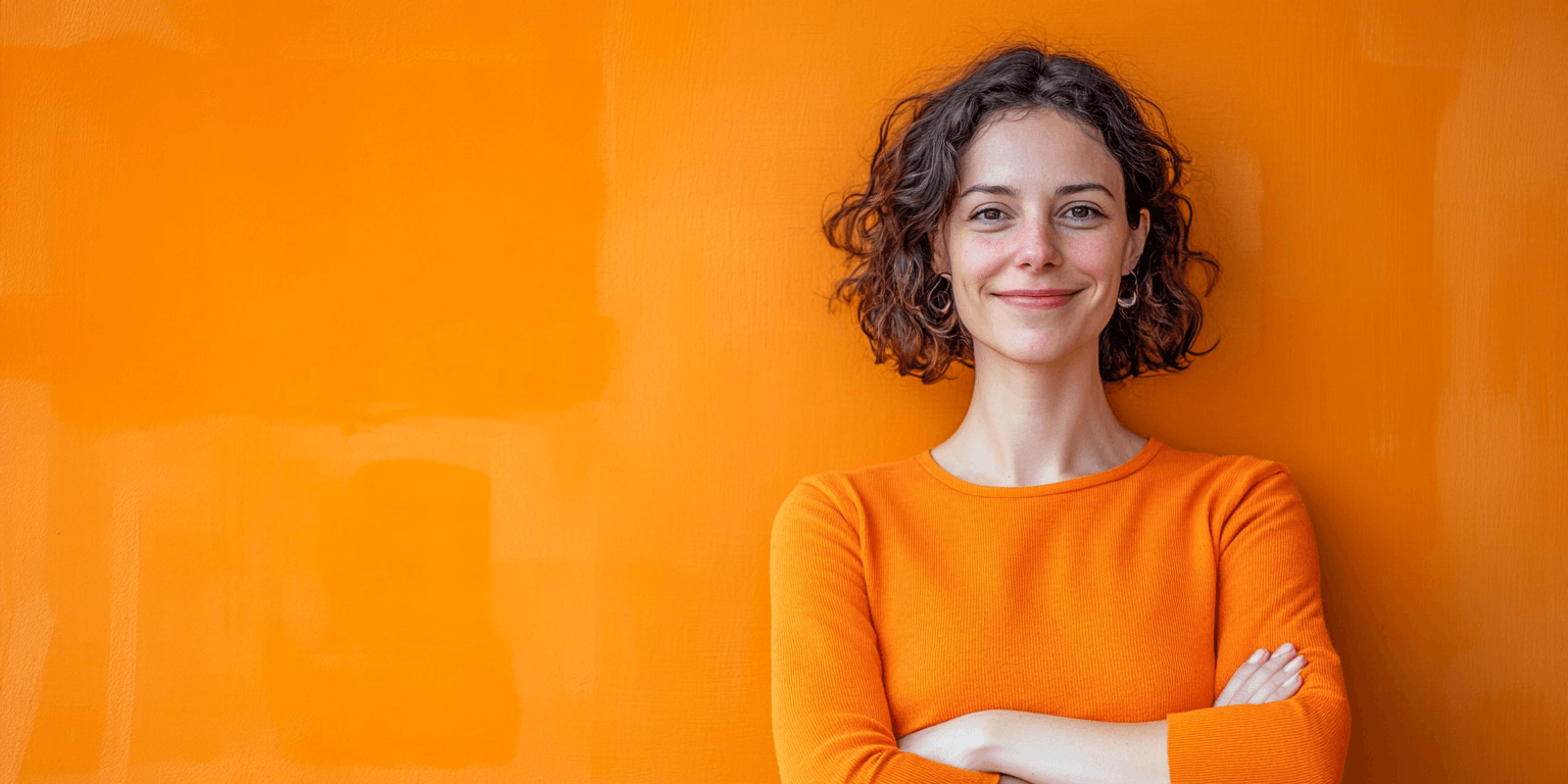 een mevrouw met een oranje achtergrond die robots.txt wil maken